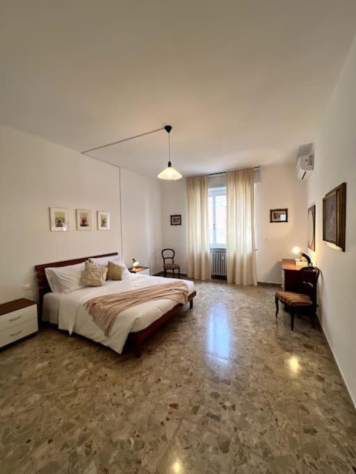 Appartamento Bra-Z เวโรนา ภายนอก รูปภาพ